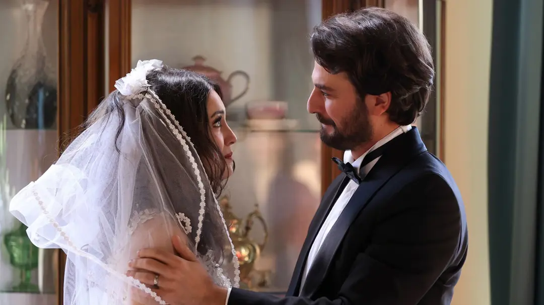 Image vuslat-12580-episode-12-season-1.jpg